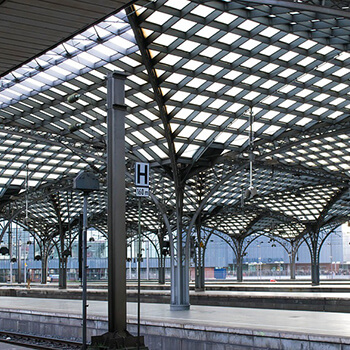 Czy można wynająć krzesła w Warszawie w swoim mieszkaniu? - Imprezowo